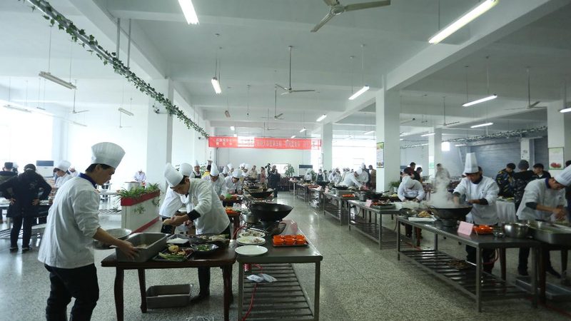 烘焙原料定制包装的价格由以下几部分构成：